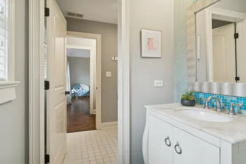 $1,398,000 | 29 Essex Lane, Lincolnshire, IL 60069