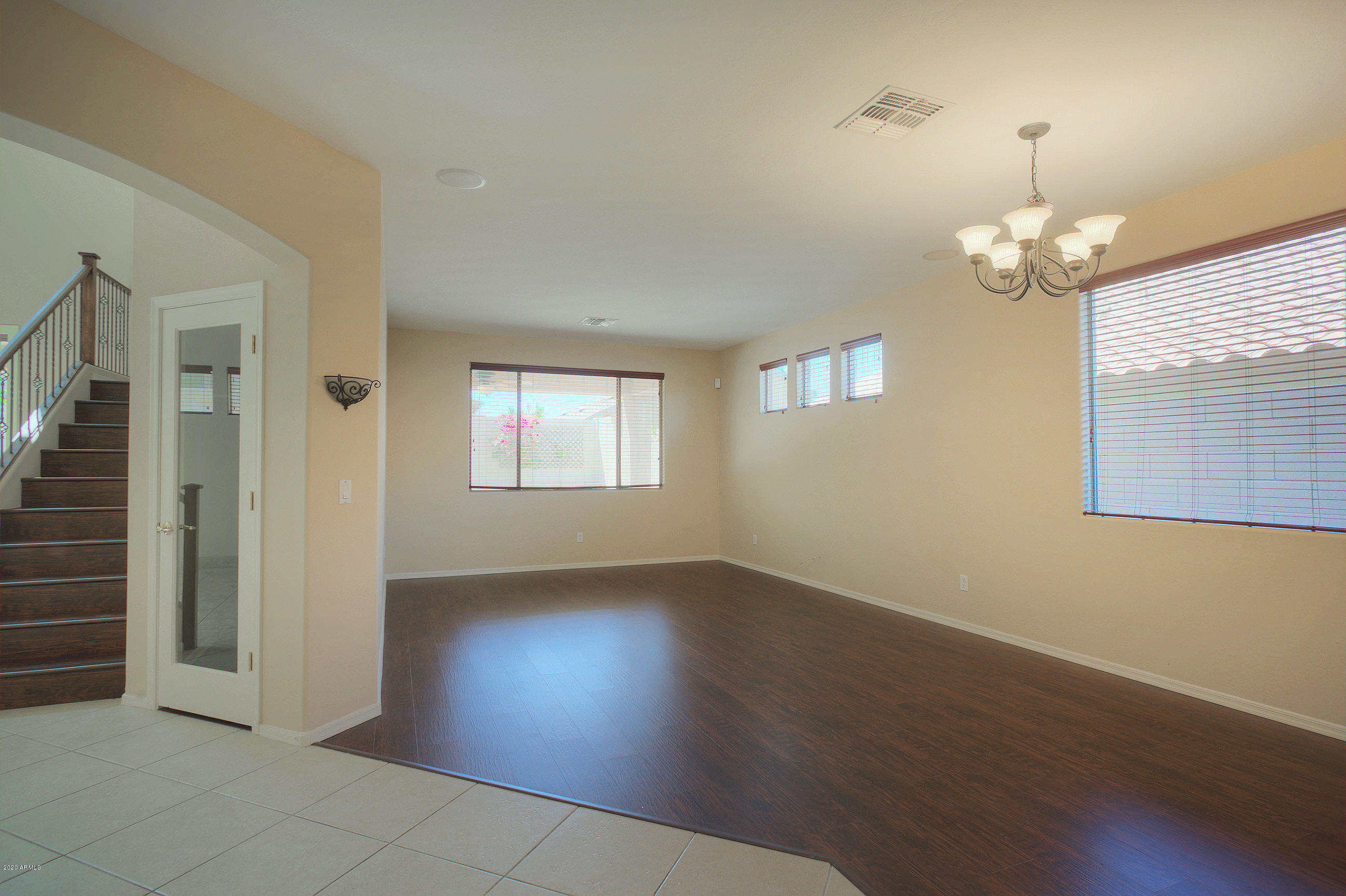 2523 West Granite Pass Road Phoenix, AZ 85085 - Photo 9 of 34 Formal dining or Living room