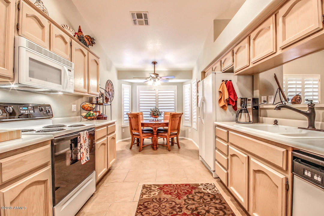 14760 Piccadilly Road Goodyear, AZ 85395 - Photo 13 of 33 Piccadilly-13