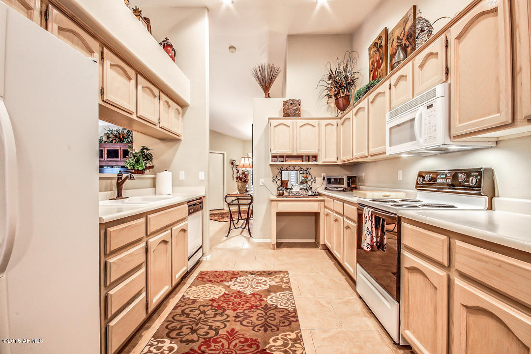 14760 Piccadilly Road Goodyear, AZ 85395 - Photo 16 of 33 Piccadilly-16