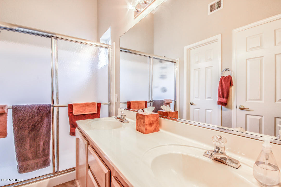14760 Piccadilly Road Goodyear, AZ 85395 - Photo 22 of 33 Piccadilly-22