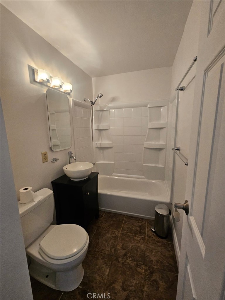 75 Western Shore Lane, Unit 1 San Francisco, CA 94115 - Photo 15 of 17 a bathroom with a sink toilet and shower