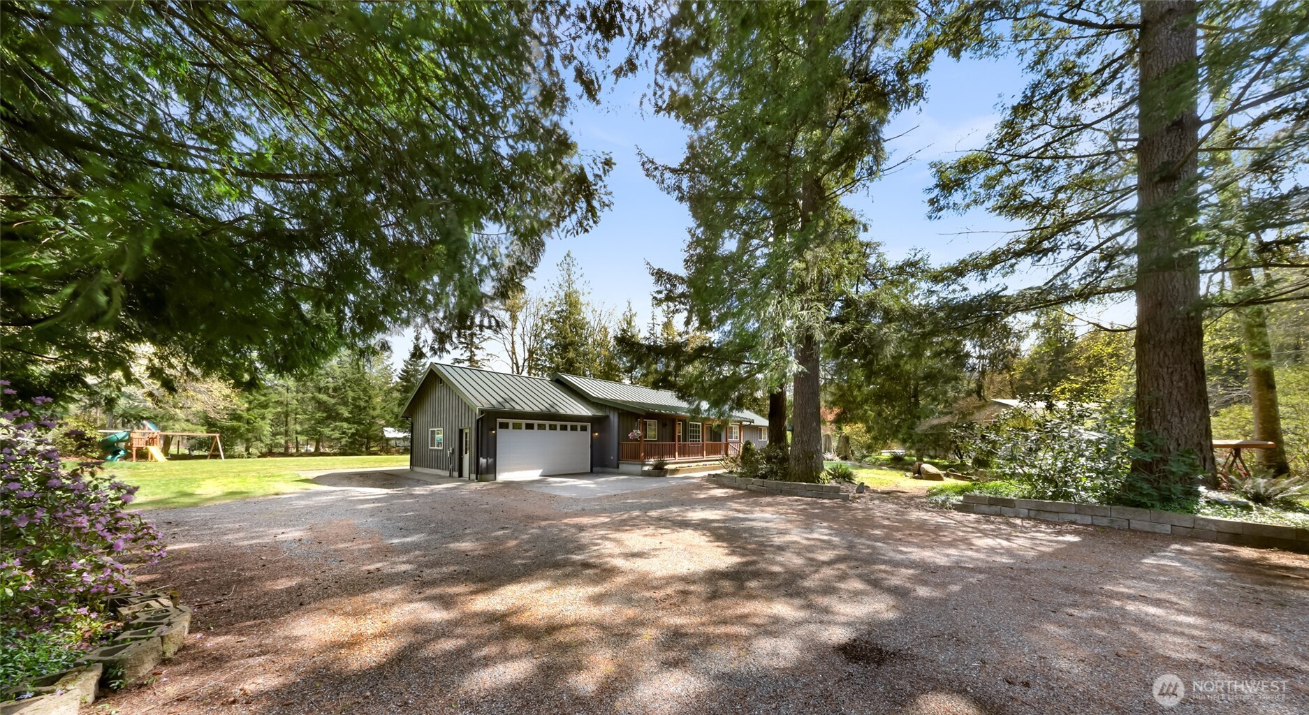 9088 Kendall Road Sumas, WA 98295 - Photo 3 of 37