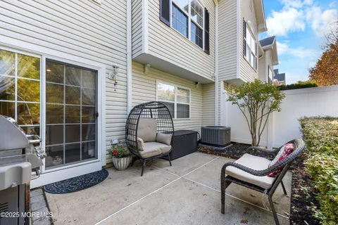 $519,999 | 3305 Kapalua Court, Freehold, NJ 07728