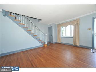 25 Greenhill Road Media, PA 19063 - Photo 2 of 12 Living Room