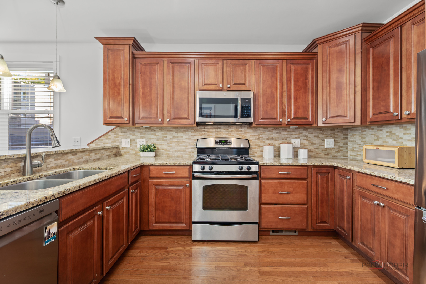 4313 North Ridgeway Avenue Chicago, IL 60618 - Photo 16 of 48 Gallery Image 16