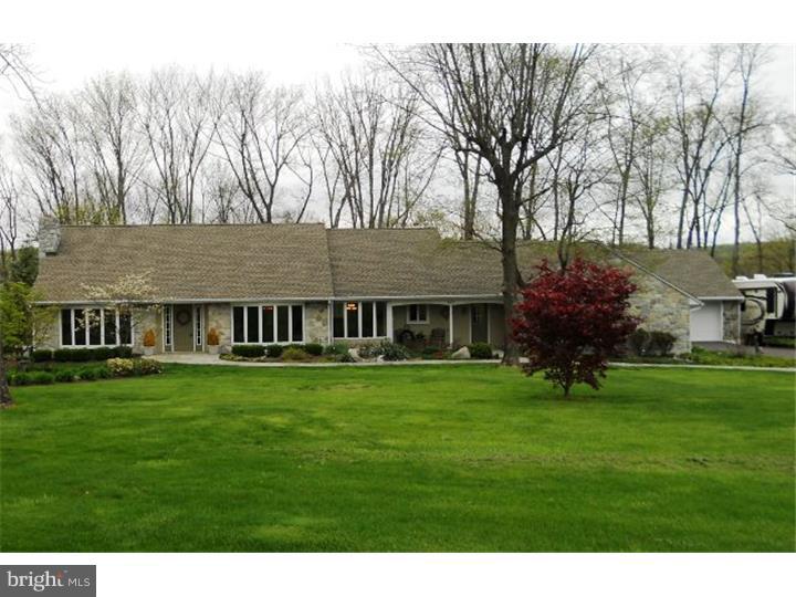 917 Brookside Road Pottstown, PA 19464 - Photo 2 of 25 Gallery Image 2
