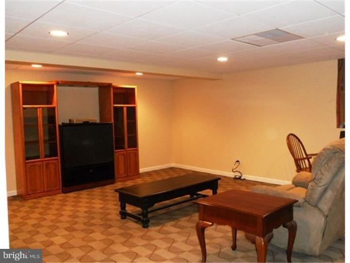 917 Brookside Road Pottstown, PA 19464 - Photo 16 of 25 Gallery Image 16