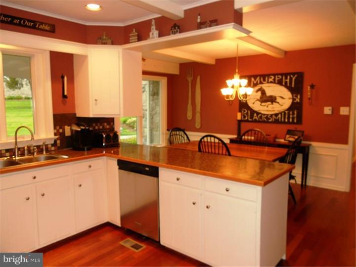 917 Brookside Road Pottstown, PA 19464 - Photo 9 of 25 Gallery Image 9
