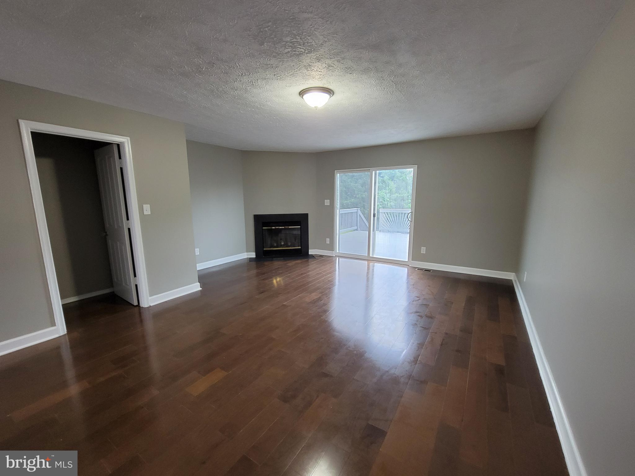 3905 Hunt Harbor Road Baltimore, MD 21220 - Photo 8 of 36