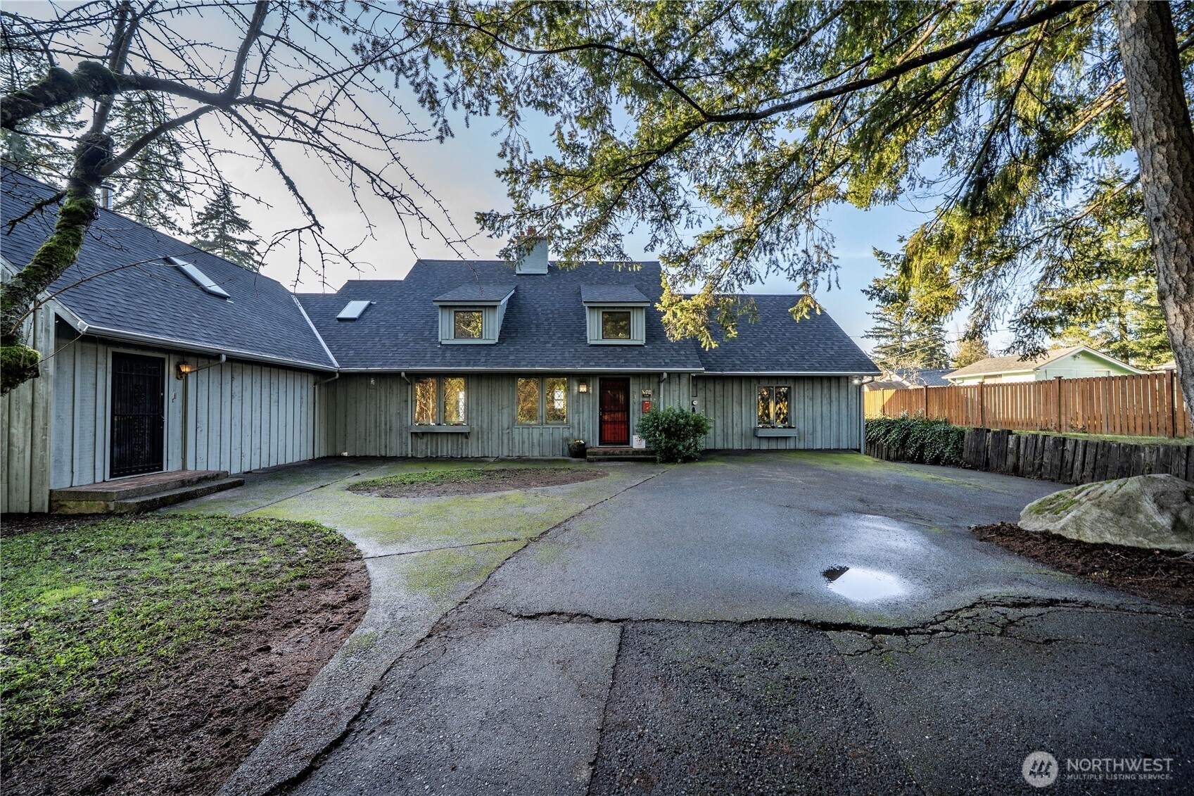 1712 South Tyler Street Tacoma, WA 98405 - Photo 2 of 40