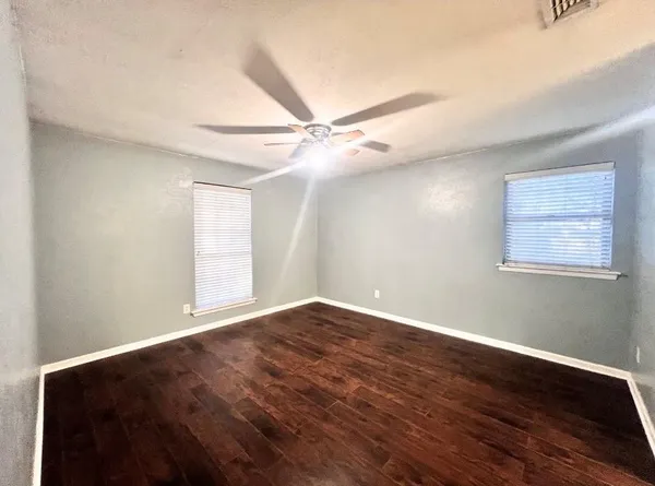 $2,000 | 201 Lester Street, Burleson, TX 76028