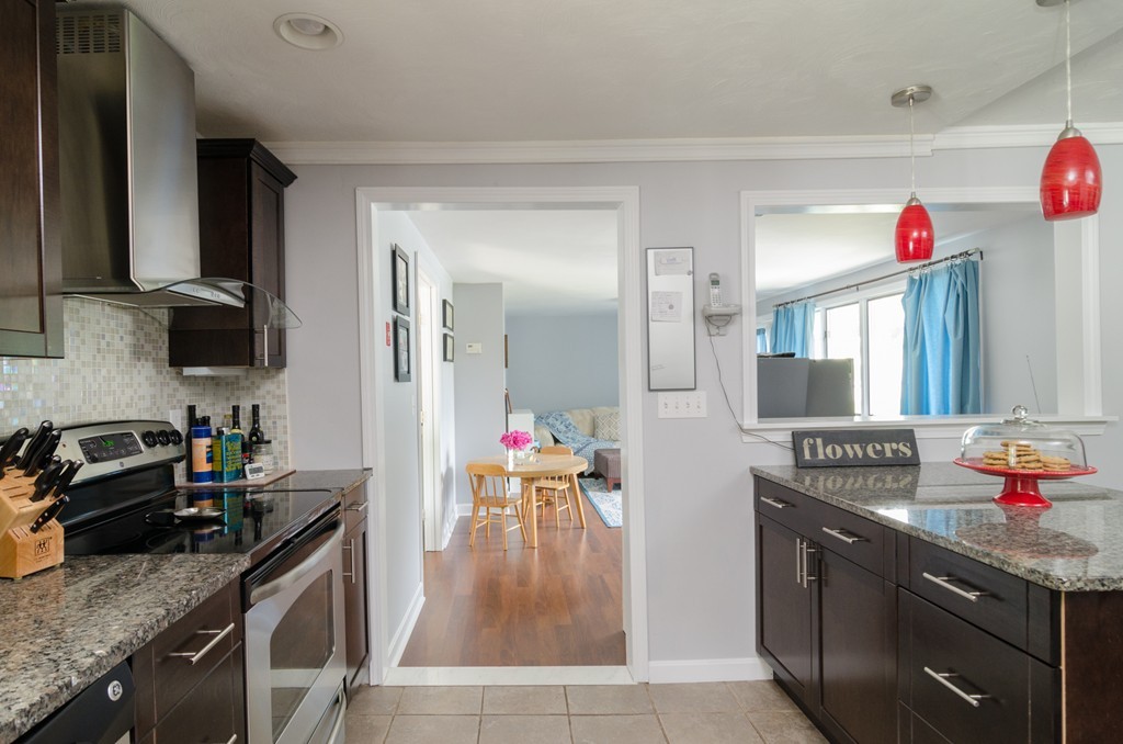 30 Alida Road Braintree, MA 02184 - Photo 3 of 30 Gallery Image 3