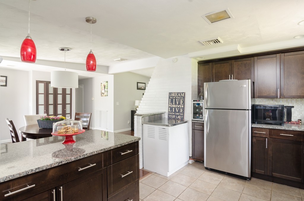 30 Alida Road Braintree, MA 02184 - Photo 4 of 30 Gallery Image 4