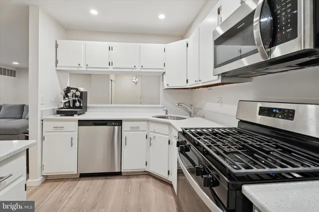 $2,100 | 207 Stockton Court, North Wales, PA 19454