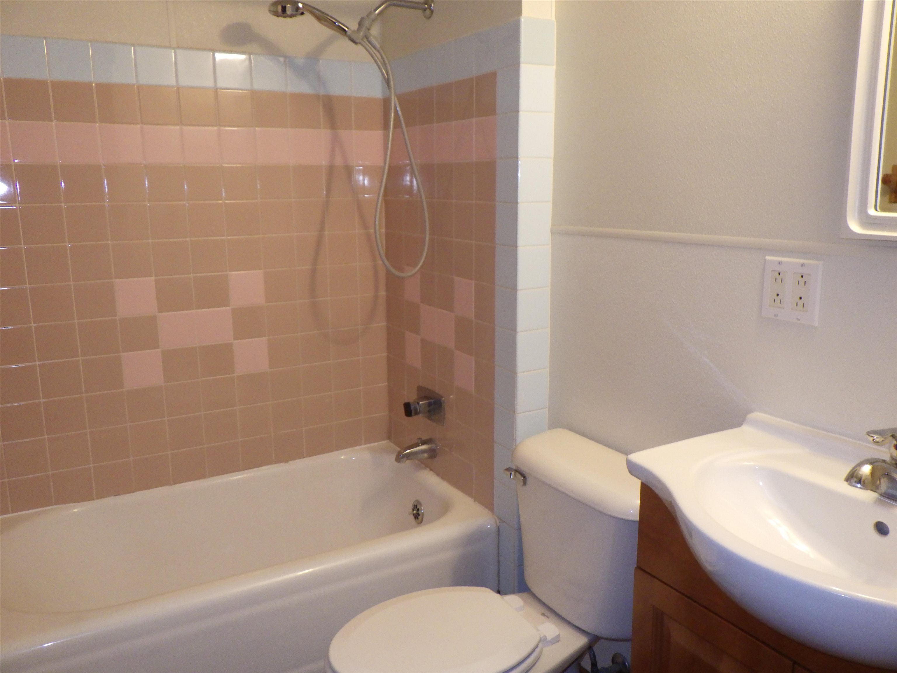 89 Torrey Street Clintonville, WI 54929 - Photo 7 of 13