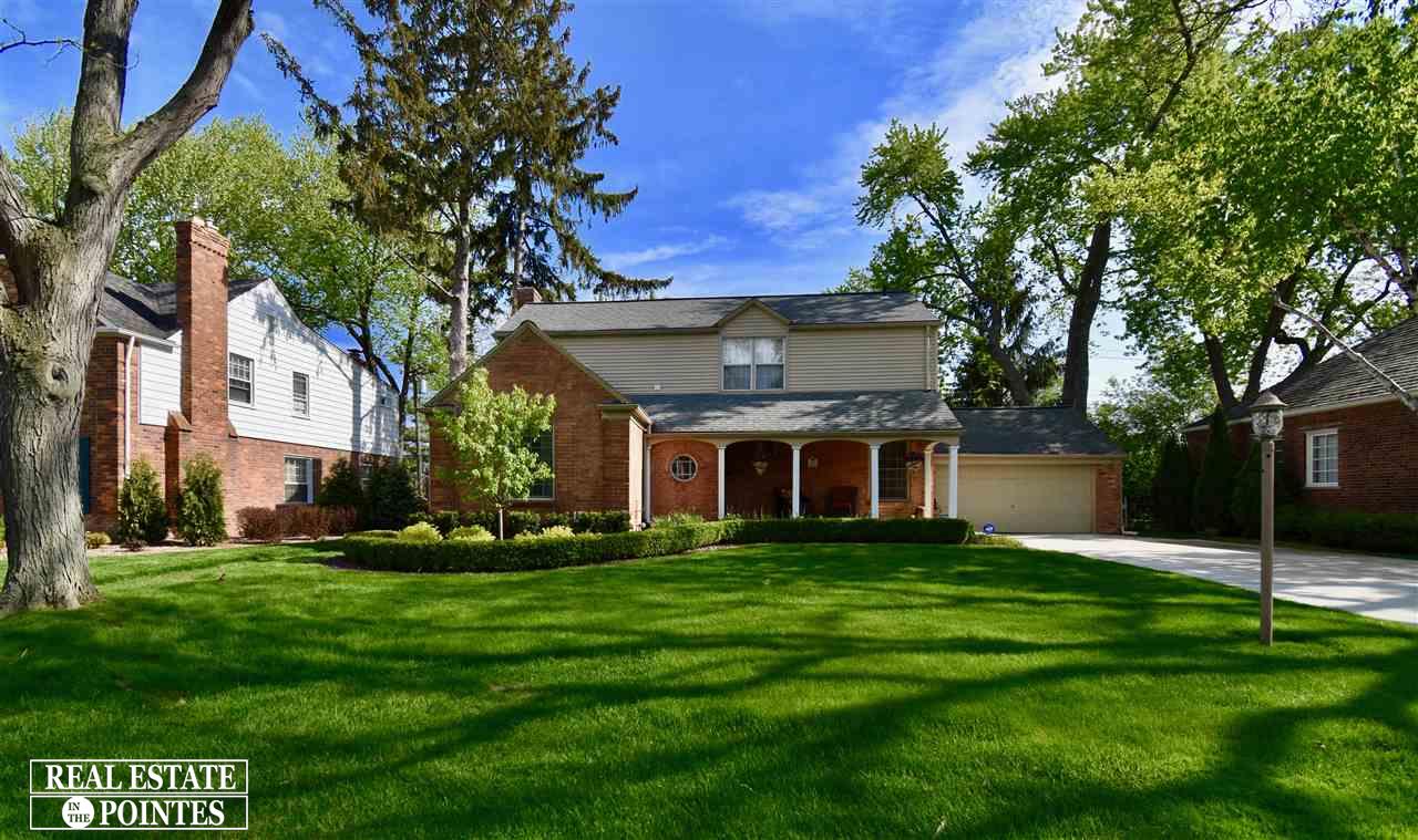 1280 North Oxford Road Grosse Pointe Woods, MI 48236 - Photo 2 of 27