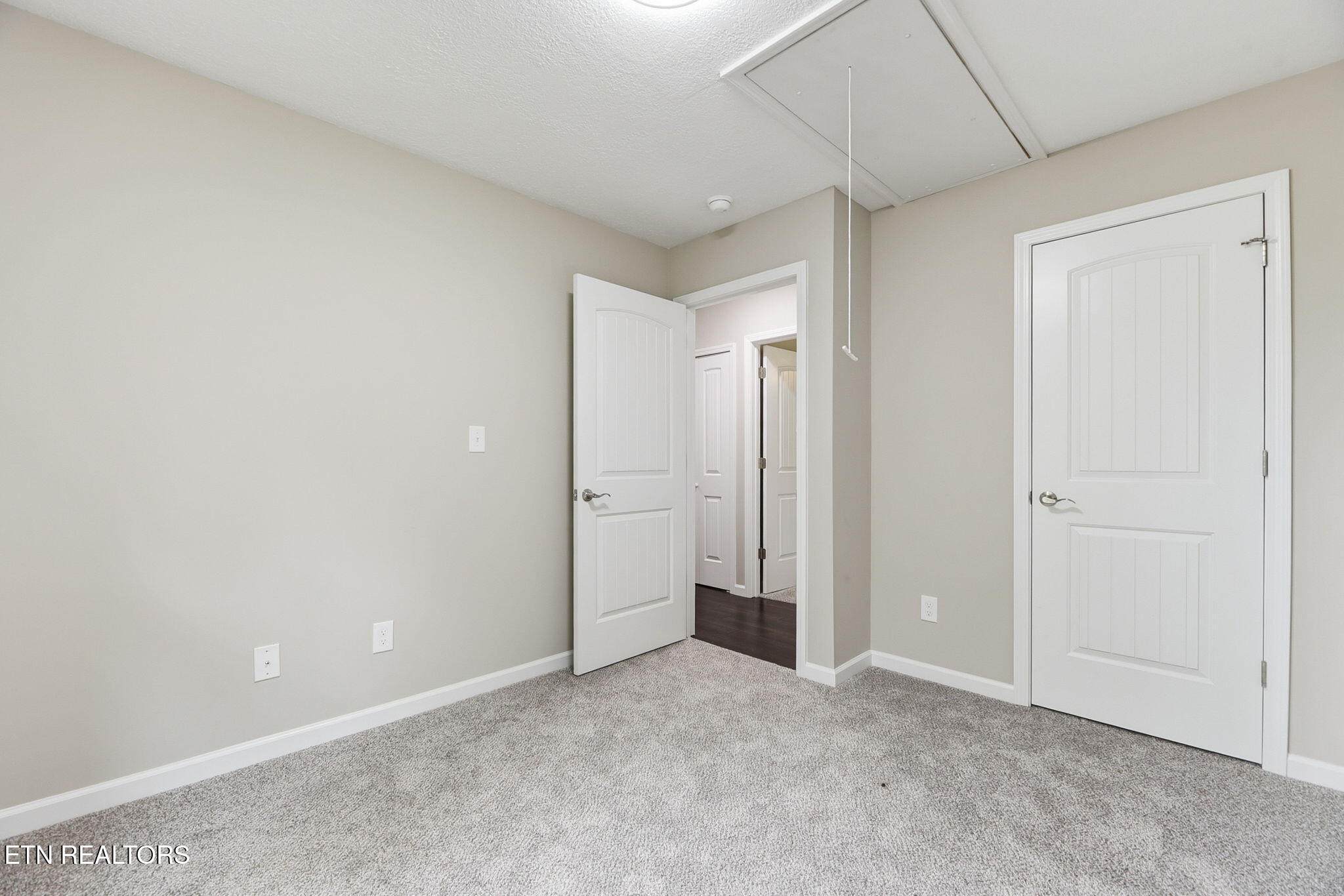 513 Hillcrest Street Clinton, TN 37716 - Photo 12 of 19 513 bed 2 view 2