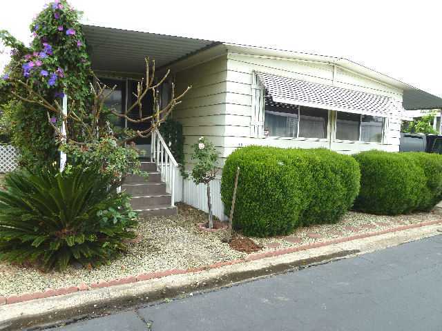 1120 East Mission Road, Unit 15 Fallbrook, CA 92028 - Photo 1 of 14