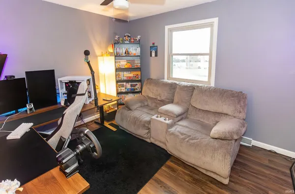 $204,900 | 408 Kennedy Drive, Mount Vernon, IN 47620