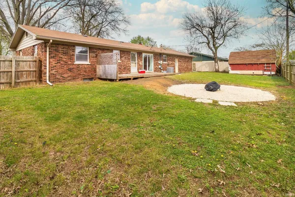 $204,900 | 408 Kennedy Drive, Mount Vernon, IN 47620