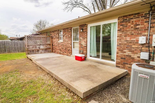 $204,900 | 408 Kennedy Drive, Mount Vernon, IN 47620