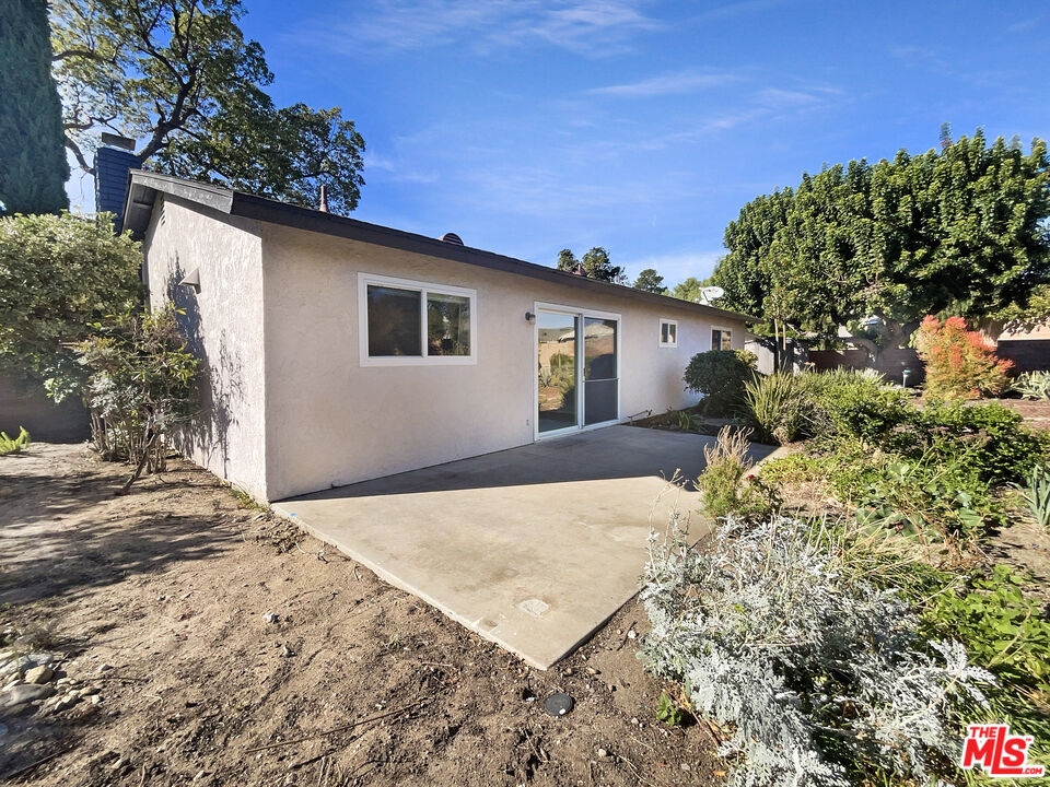 14490 East Rutger Circle Moorpark, CA 93021 - Photo 18 of 20 Gallery Image 18