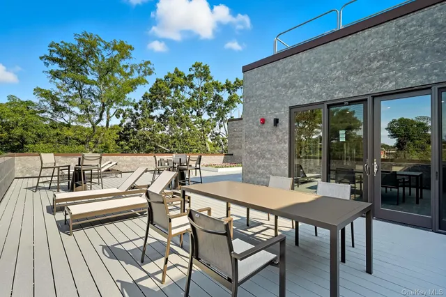 $4,525 | 402 Halstead Avenue, Unit 404, Harrison, NY 10528