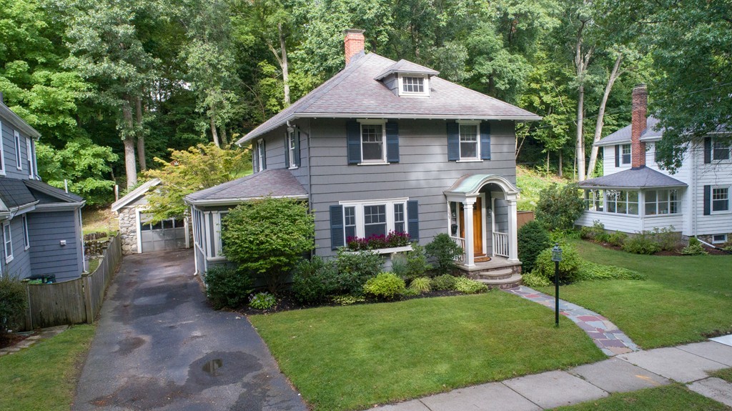 159 Warwick Road Melrose, MA 02176 - Photo 1 of 30 Gallery Image 1