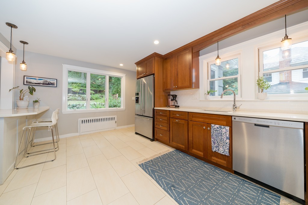 159 Warwick Road Melrose, MA 02176 - Photo 12 of 30 Gallery Image 12