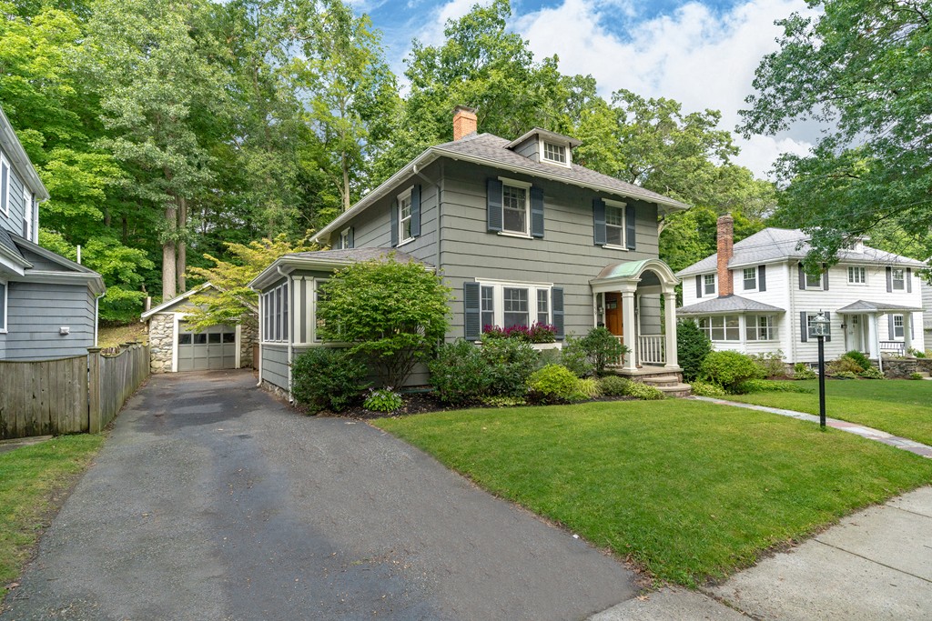 159 Warwick Road Melrose, MA 02176 - Photo 30 of 30 Gallery Image 30