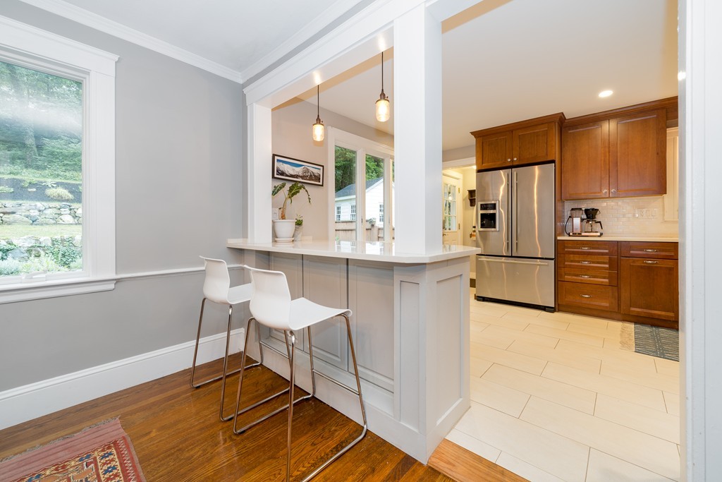 159 Warwick Road Melrose, MA 02176 - Photo 9 of 30 Gallery Image 9