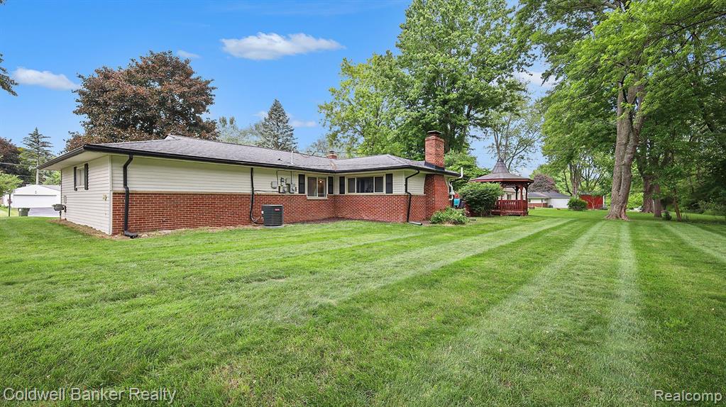 42 Nesbit Lane Rochester Hills, MI 48309 - Photo 17 of 35