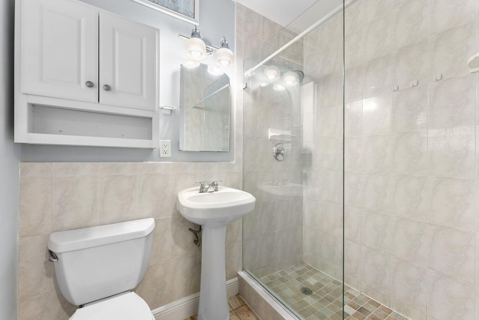 336 Ponte Vedra Road Palm Springs, FL 33461 - Photo 4 of 5 20250116143206229819000000-o