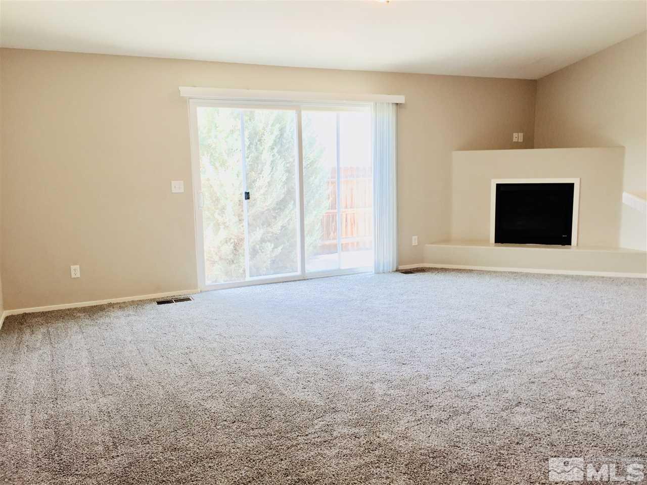 543 St Louis Road Fernley, NV 89408 - Photo 4 of 25 Photo 4