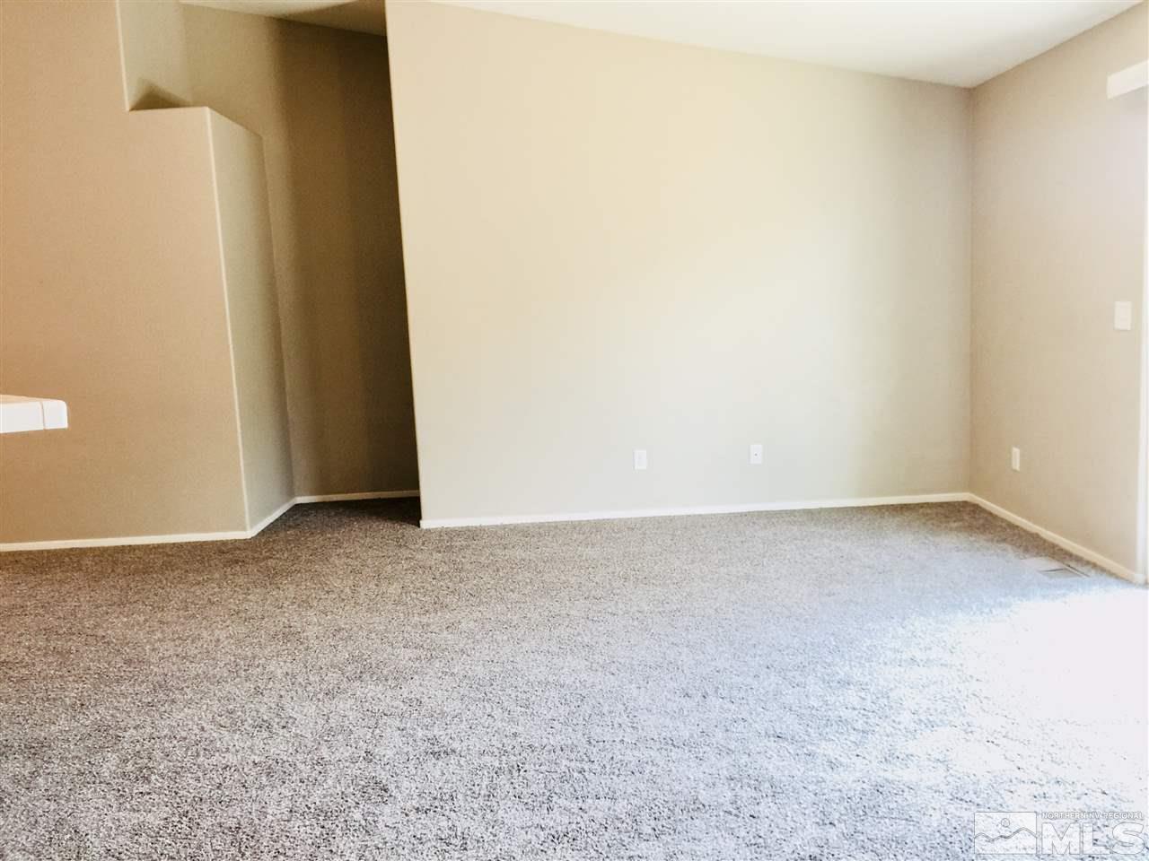 543 St Louis Road Fernley, NV 89408 - Photo 5 of 25 Photo 5