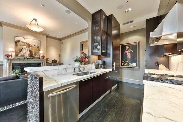 $2,243,400 | 87 Beacon Street, Unit 2, Boston, MA 02108