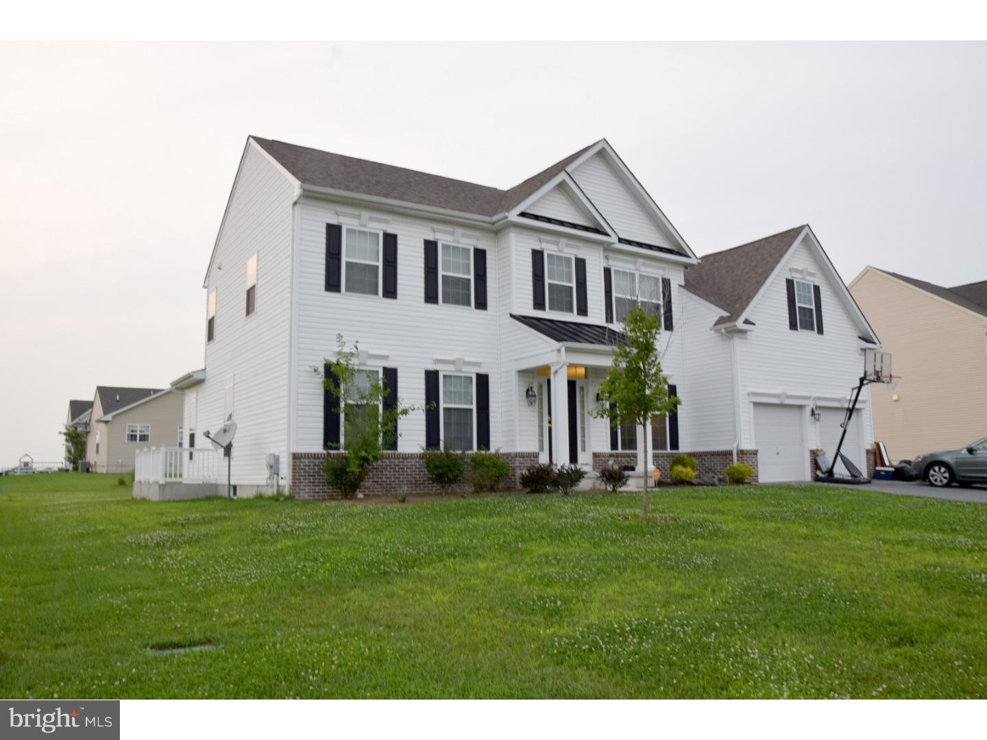527 Red Maple Road Smyrna, DE 19977 - Photo 3 of 25 Gallery Image 3