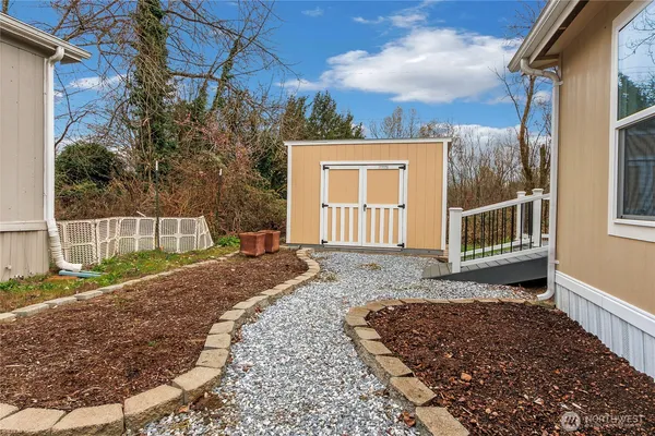 $135,000 | 8511 144th Avenue East, Puyallup, WA 98372