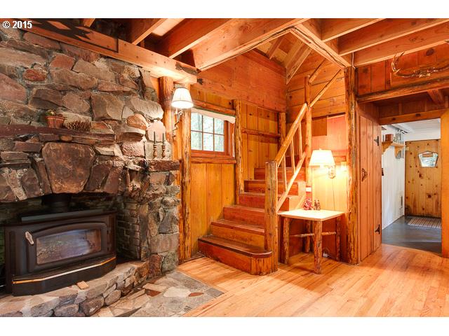 79546 Road 35 A, Unit 54 Rhododendron, OR 97049 - Photo 4 of 16 a view of entryway and hall with wooden floor
