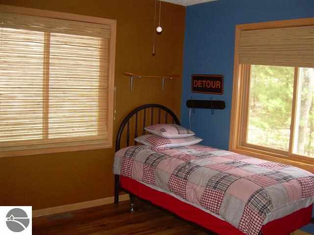 4040 Harolds Road Traverse City, MI 49696 - Photo 23 of 50 1744992-22.JPG
