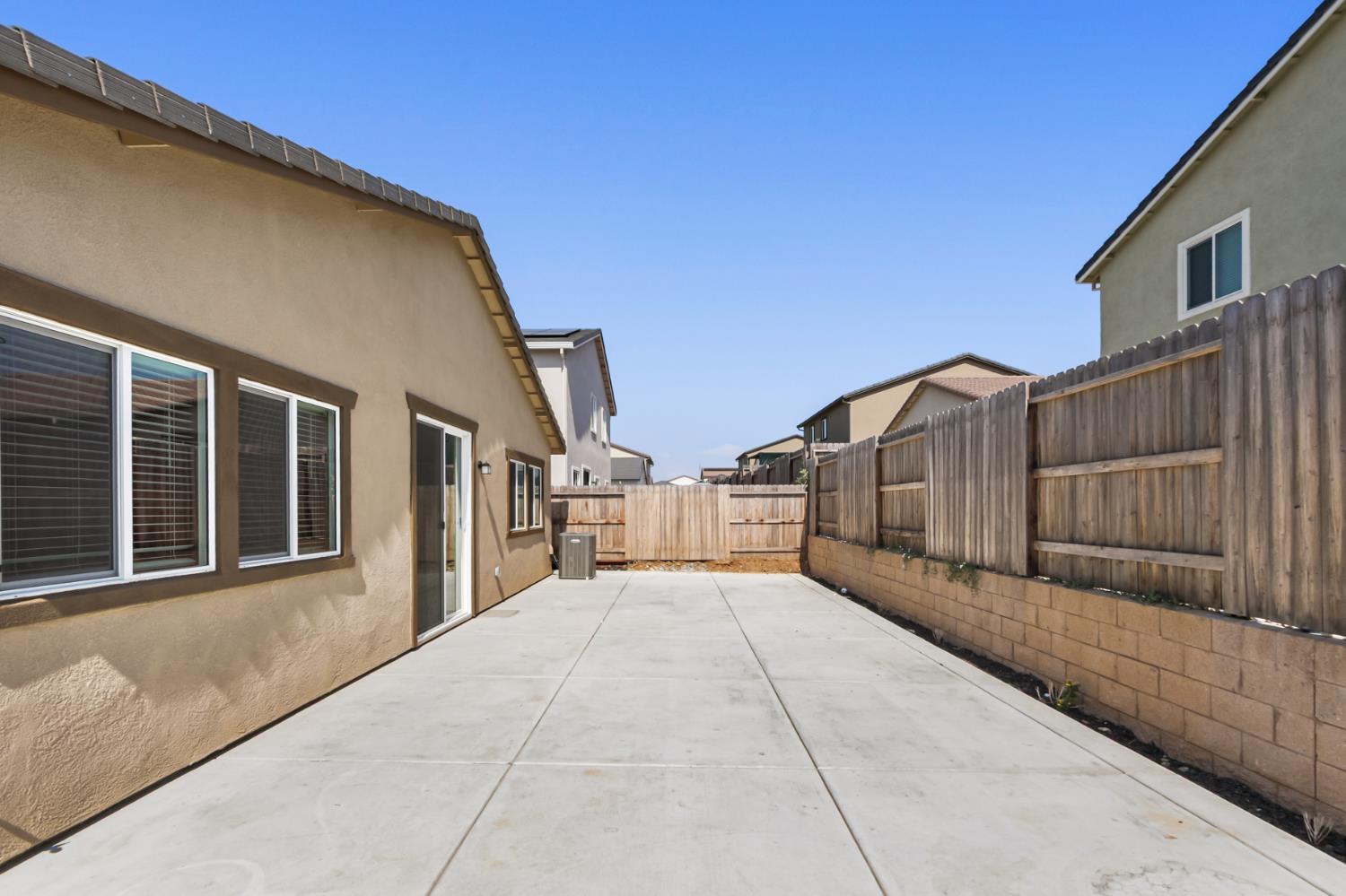 12650 Snowy Owl Way Rancho Cordova, CA 95742 - Photo 38 of 46
