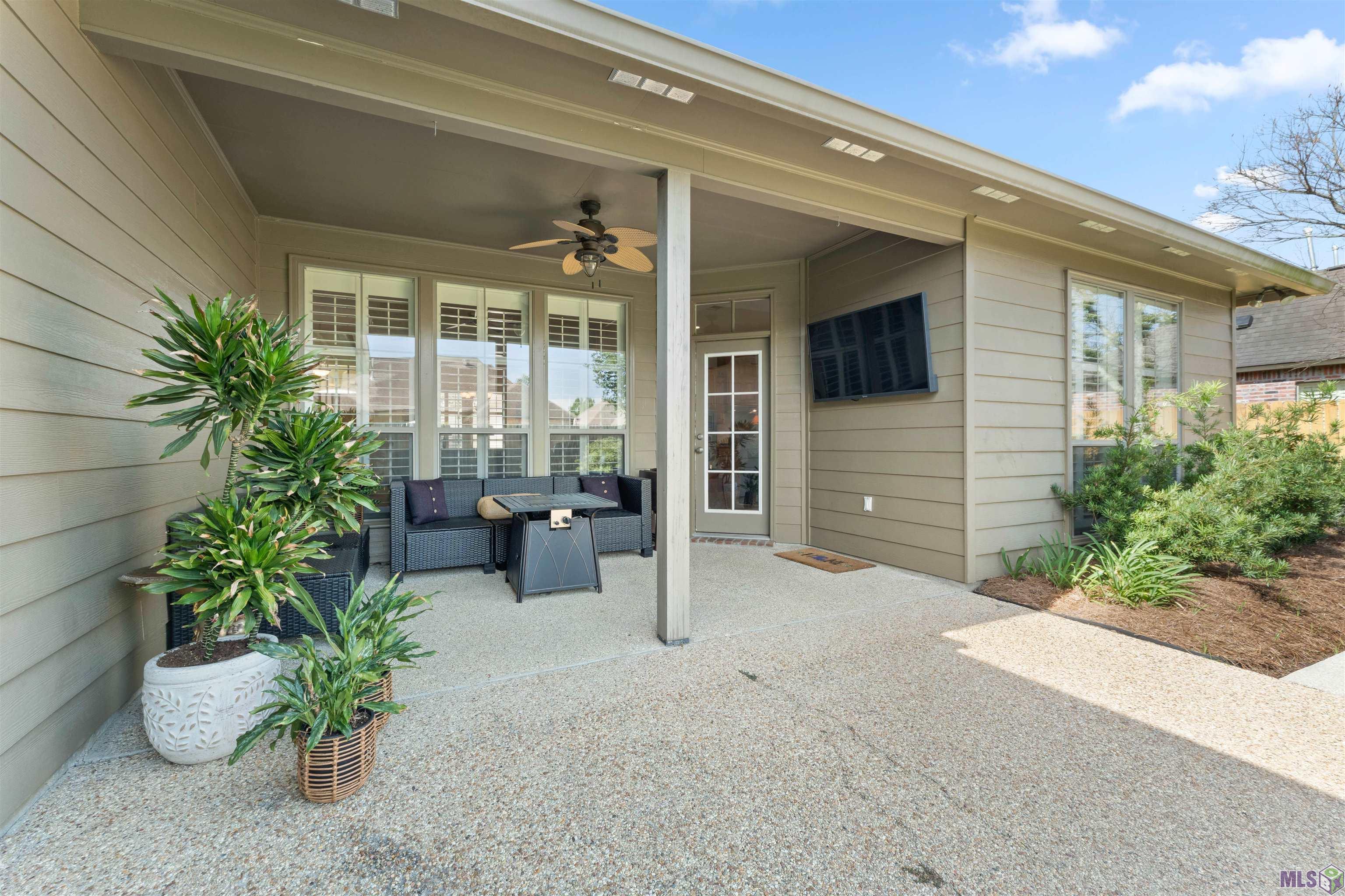 19212 Merlot Avenue St. George, LA 70817 - Photo 22 of 25 Back Patio