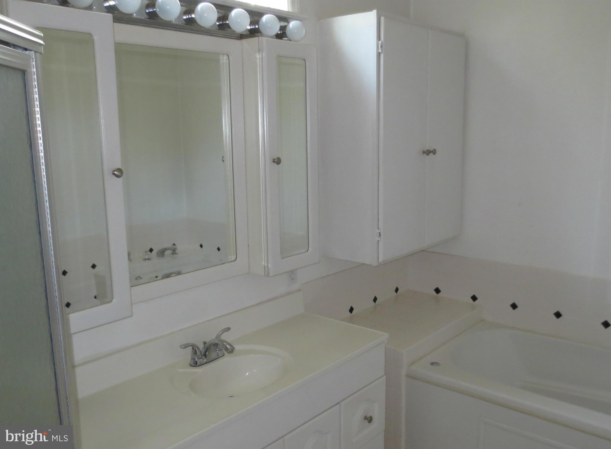 1907 Kimberly Road Silver Spring, MD 20903 - Photo 16 of 19 Bath (Master)