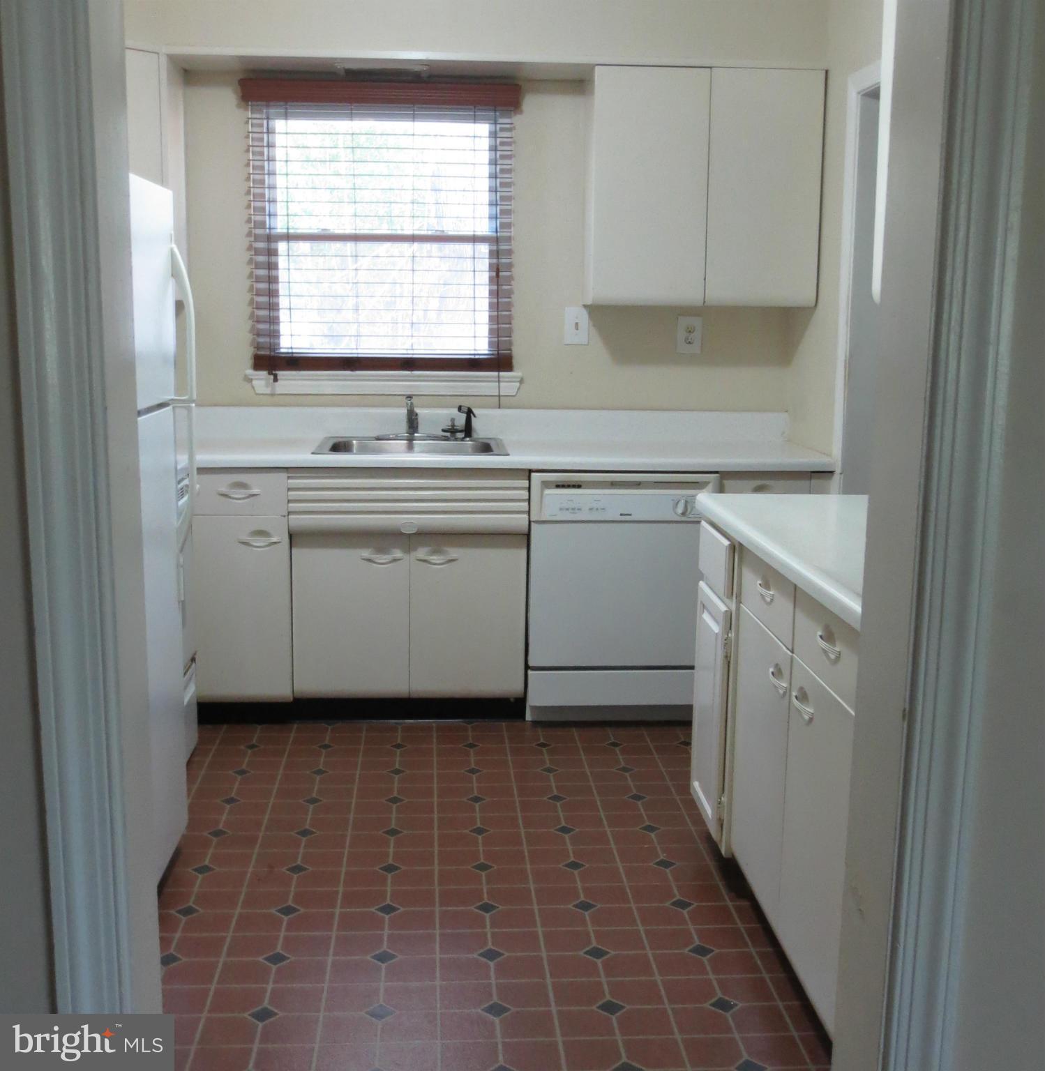 1907 Kimberly Road Silver Spring, MD 20903 - Photo 9 of 19 Kitchen