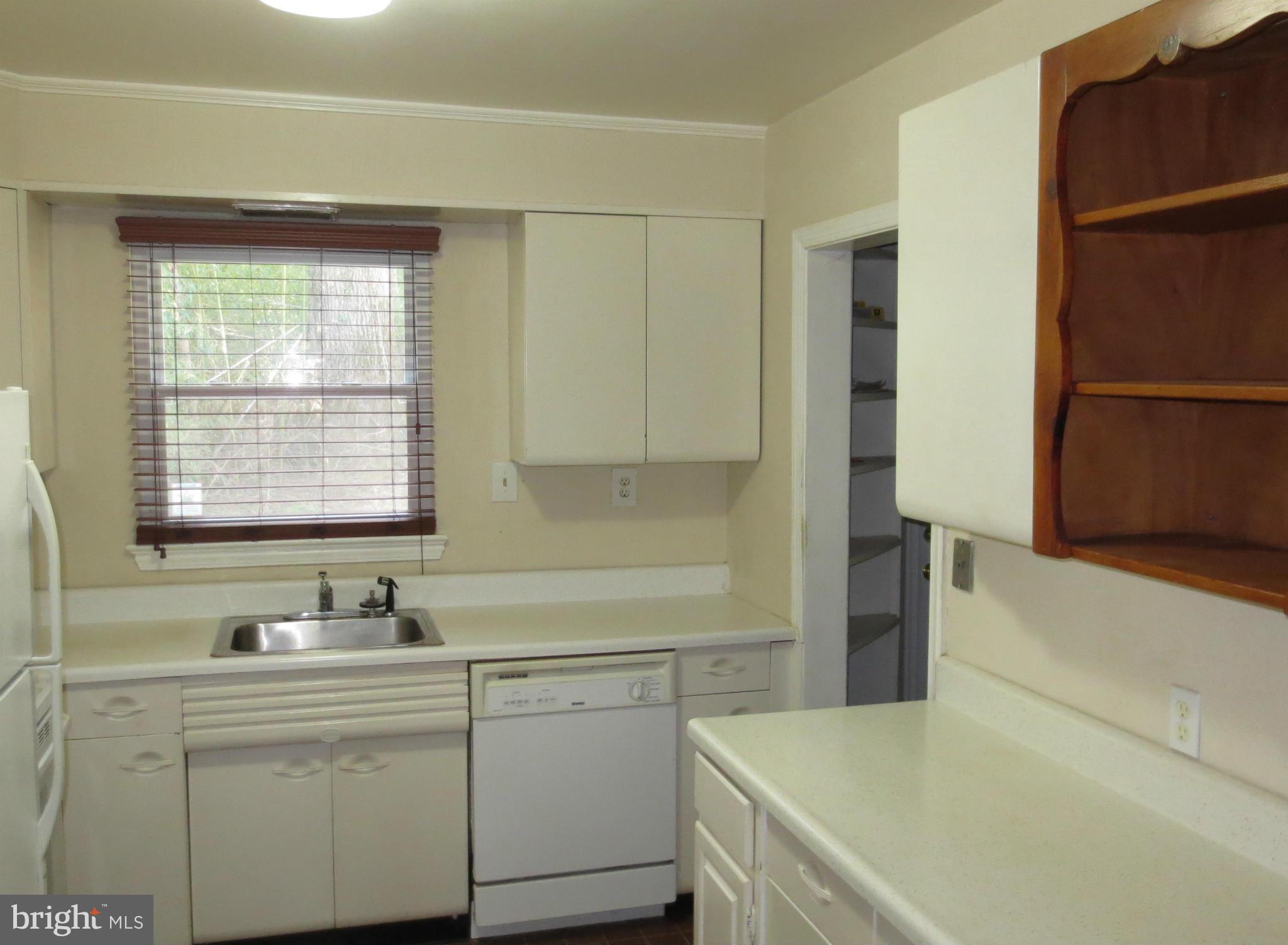 1907 Kimberly Road Silver Spring, MD 20903 - Photo 10 of 19 Kitchen