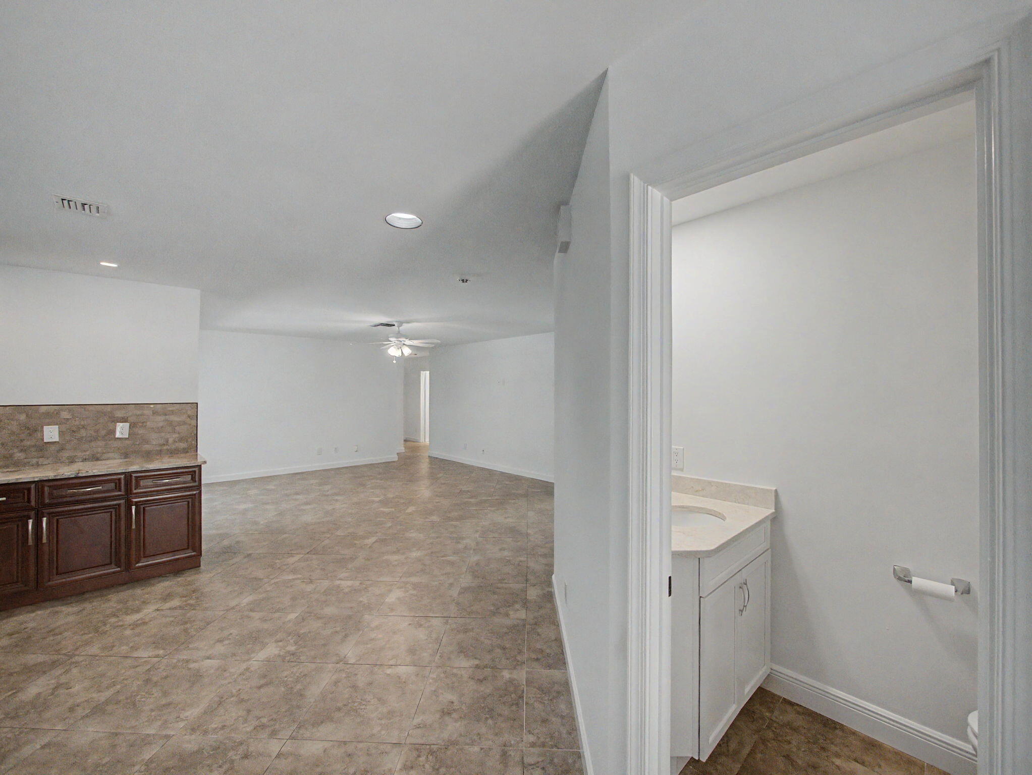 22 Banyan Road Sewall's Point, FL 34996 - Photo 12 of 47 Bathroom