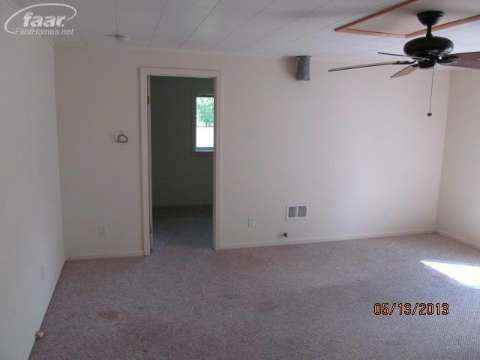 2043 East Dodge Road Clio, MI 48420 - Photo 9 of 32 20364718-8.JPG