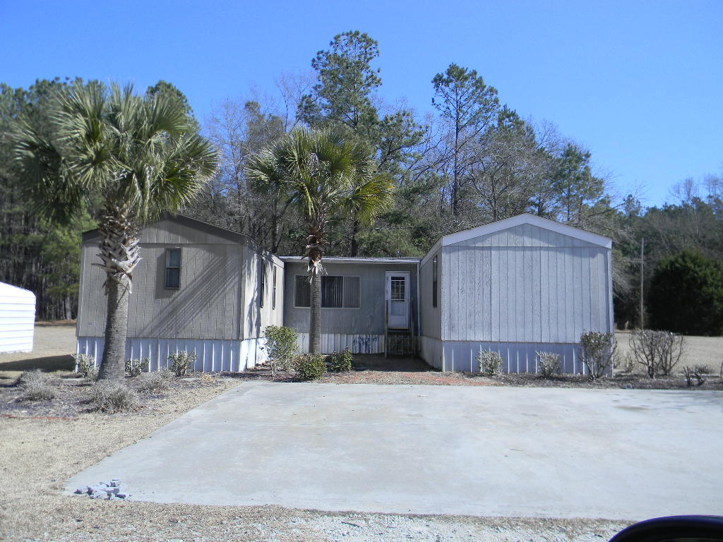 1025 Country Club Road, Unit A&B Hampton, SC 29924 - Photo 1 of 3 Both 1025 Country Club