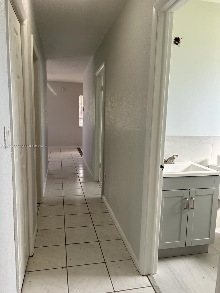 14735 Southwest 107th Avenue Miami, FL 33176 - Photo 5 of 9